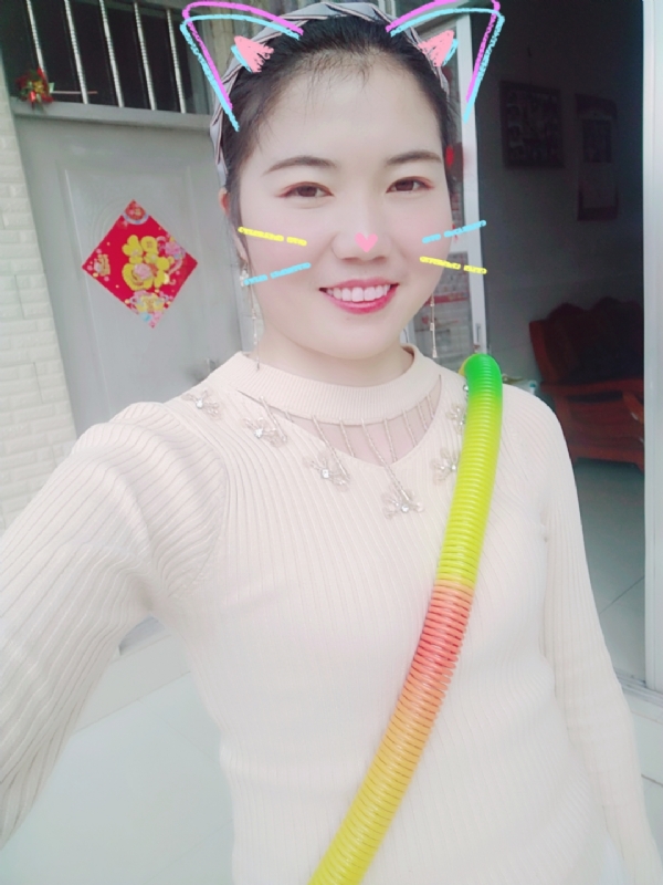 芷宁的第一张照片--大姚王婆说媒